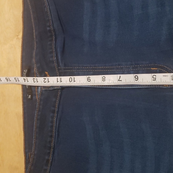 LUCKY AND BLESSED EXTREME FLARE HIGH RISE DARK WASH JEANS SZ 16 - Picture 10 of 13